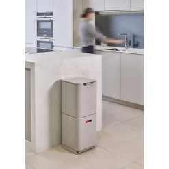 Die moderne Hausfrau Abfalltrennungs- und Recyclingbehälter Totem Max Stein