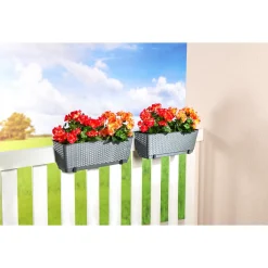 Die moderne Hausfrau Blumenkasten 