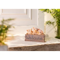 Die moderne Hausfrau Dekofigur „Willkommen bei der Schweinebande“