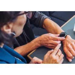 Damen Die moderne Hausfrau emporiaWATCH-LTE Smartwatch