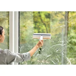 Die moderne Hausfrau Fensterreiniger „Rückstandsfrei“