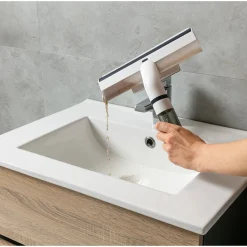 Die moderne Hausfrau Fensterreiniger „Rückstandsfrei“