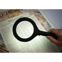 Die moderne Hausfrau LED-Lupe