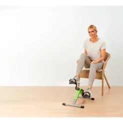 Die moderne Hausfrau Pedaltrainer