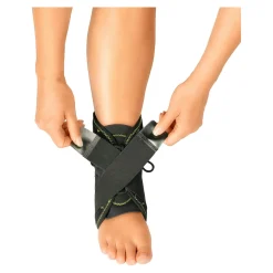 Die moderne Hausfrau Sprunggelenkorthese