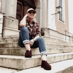 Damen Die moderne Hausfrau Verbandschuh Genua bordeaux