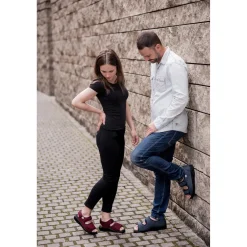 Damen Die moderne Hausfrau Verbandschuh Göteborg blau